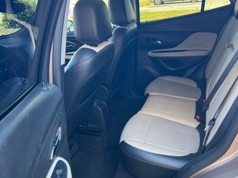 Used 2019 Buick Encore Preferred image 9