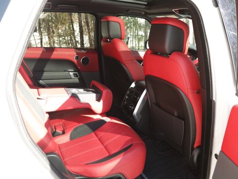 Used 2021 Land Rover Range Rover Sport HSE Dynamic image 21