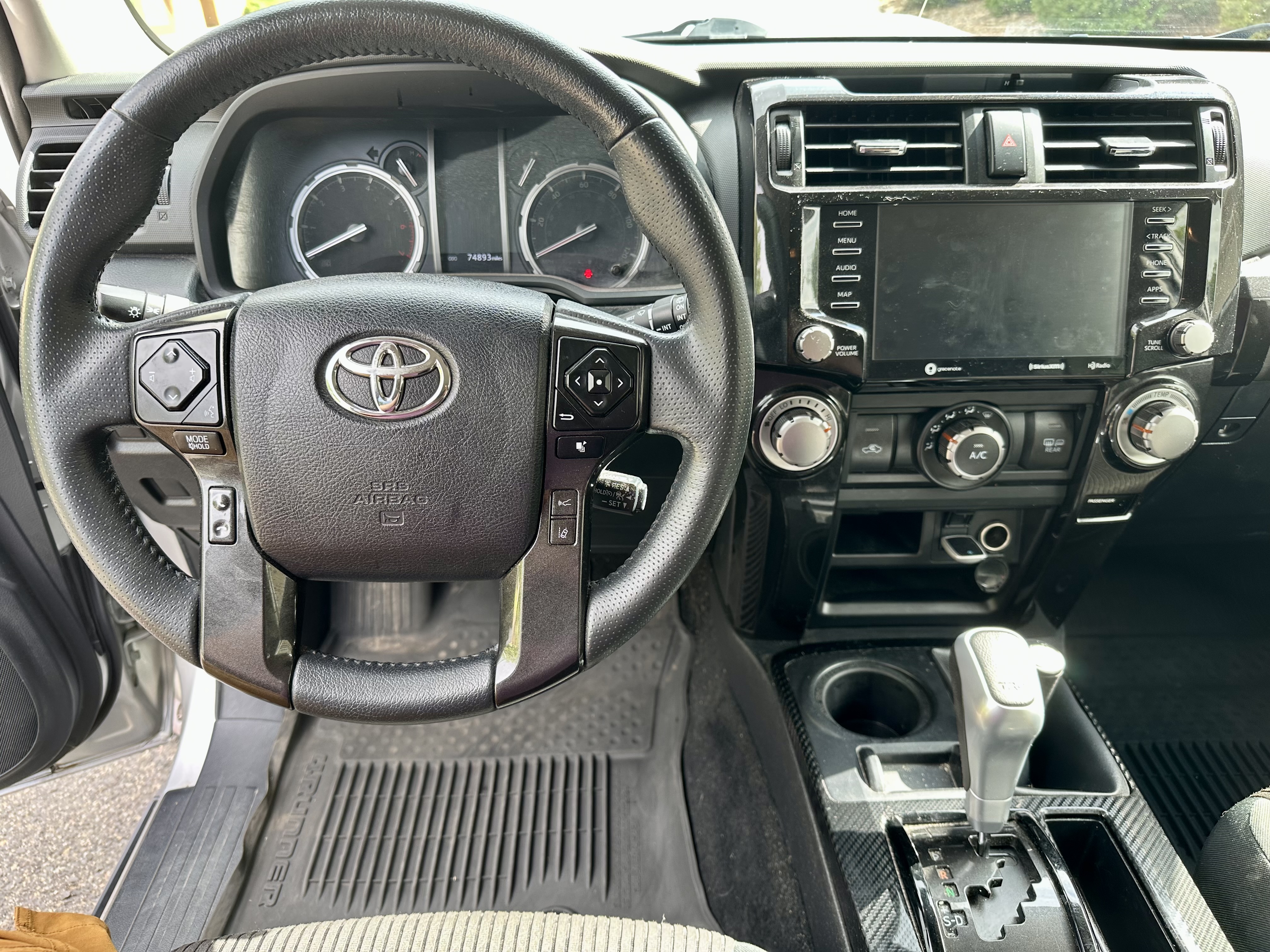 Used 2022 Toyota 4Runner TRD Off-Road AWD/4WD image 13