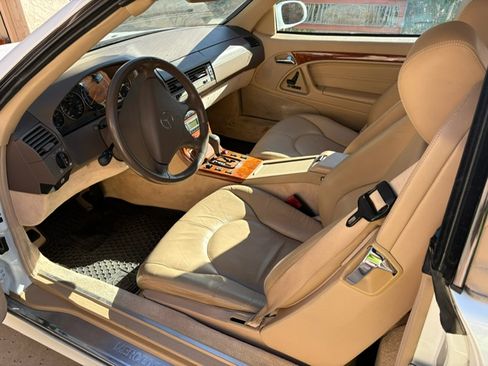 Used 2002 Mercedes-Benz SL 500 image 9