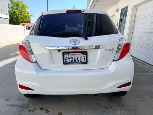 Used 2013 Toyota Yaris LE image 4
