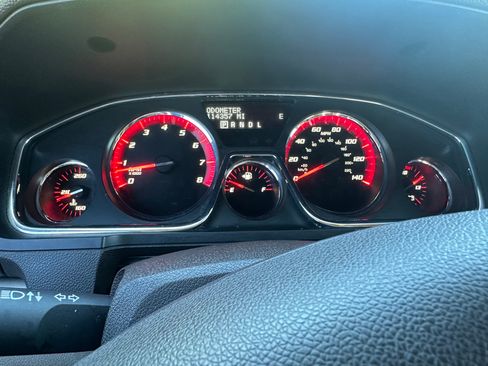 Used 2015 GMC Acadia Denali image 15