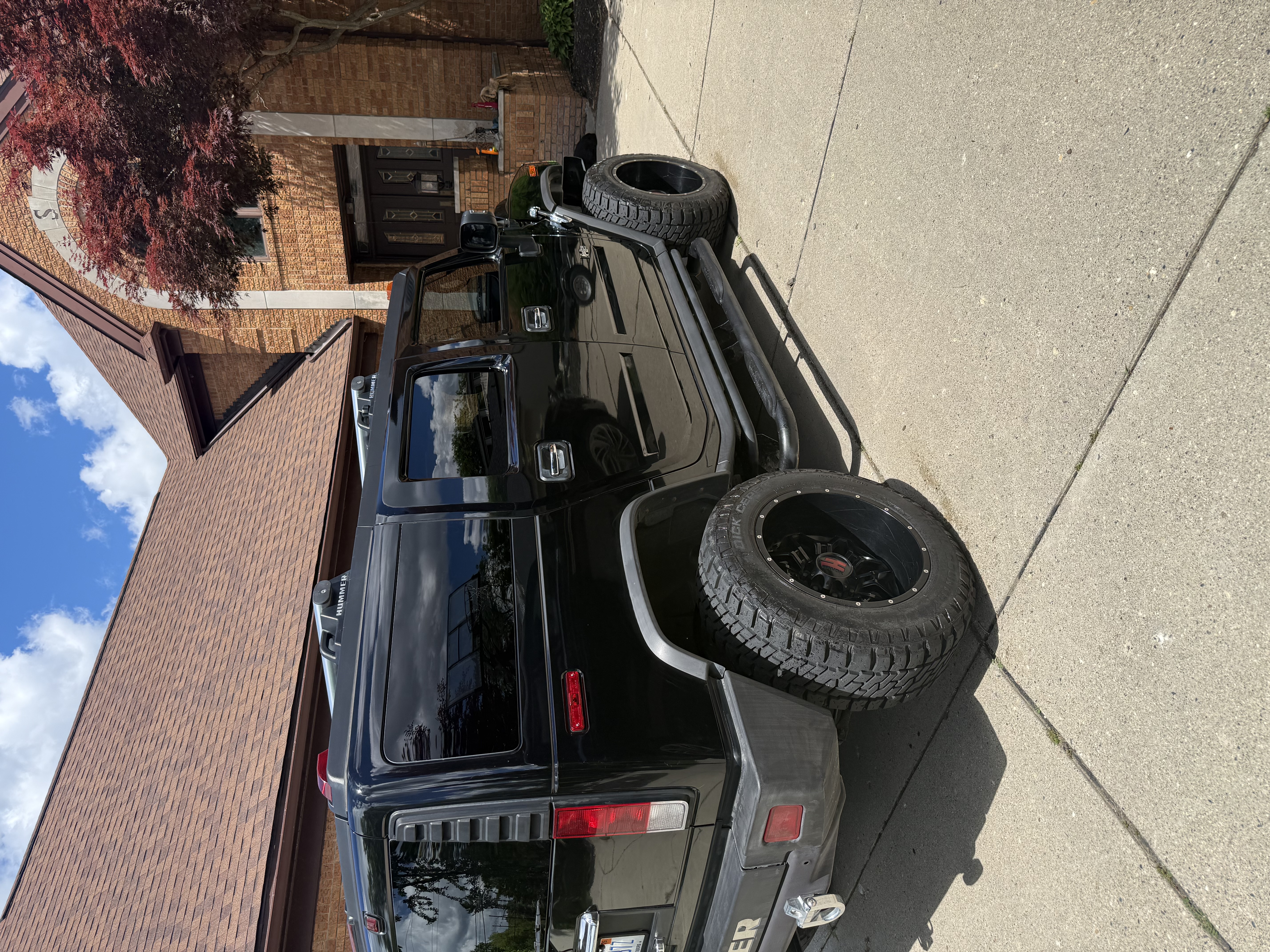 Used 2005 HUMMER H2 w/ Preferred Equipment Group AWD/4WD image 6