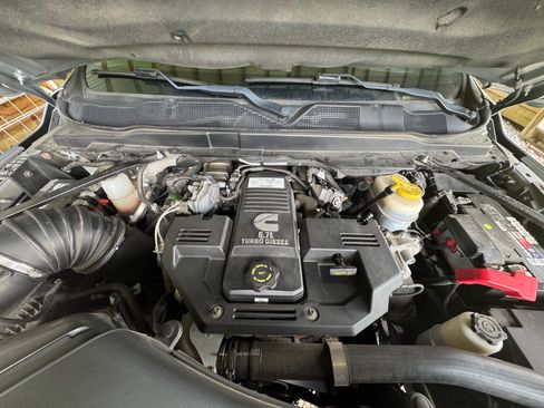Used 2020 RAM 3500 Laramie AWD/4WD image 11