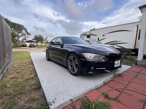 Used 2012 BMW 335i Sedan RWD image 1
