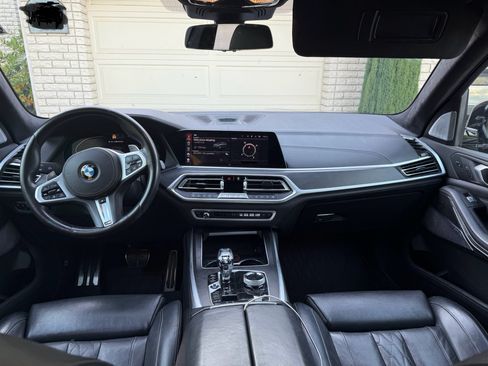 Used 2020 BMW X7 M50i w/ Dynamic Handling Package AWD/4WD image 6