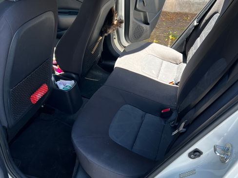 Used 2016 Kia Rio LX image 4