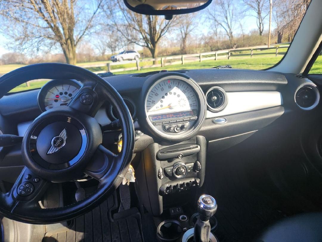 Used 2013 MINI Cooper Hardtop FWD image 5
