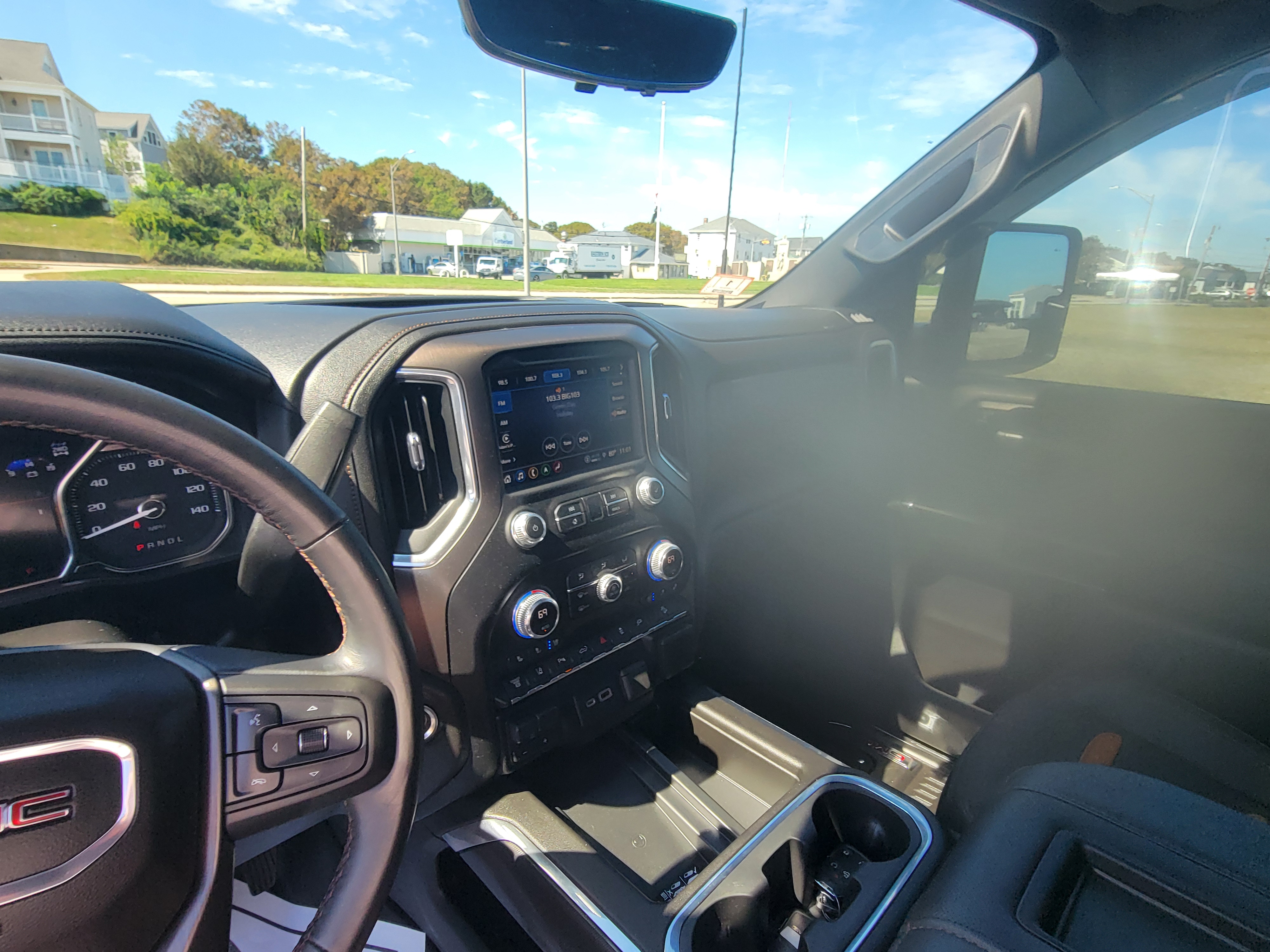 Used 2021 GMC Sierra 2500 AT4 w/ AT4 Preferred Package AWD/4WD image 14