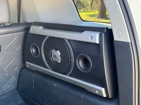 Used 2012 Toyota FJ Cruiser 4WD image 19