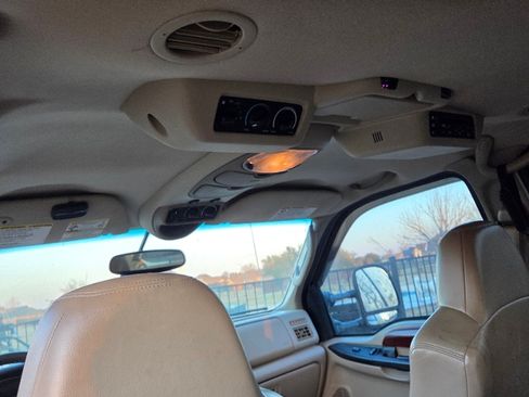 Used 2005 Ford Excursion Limited image 14