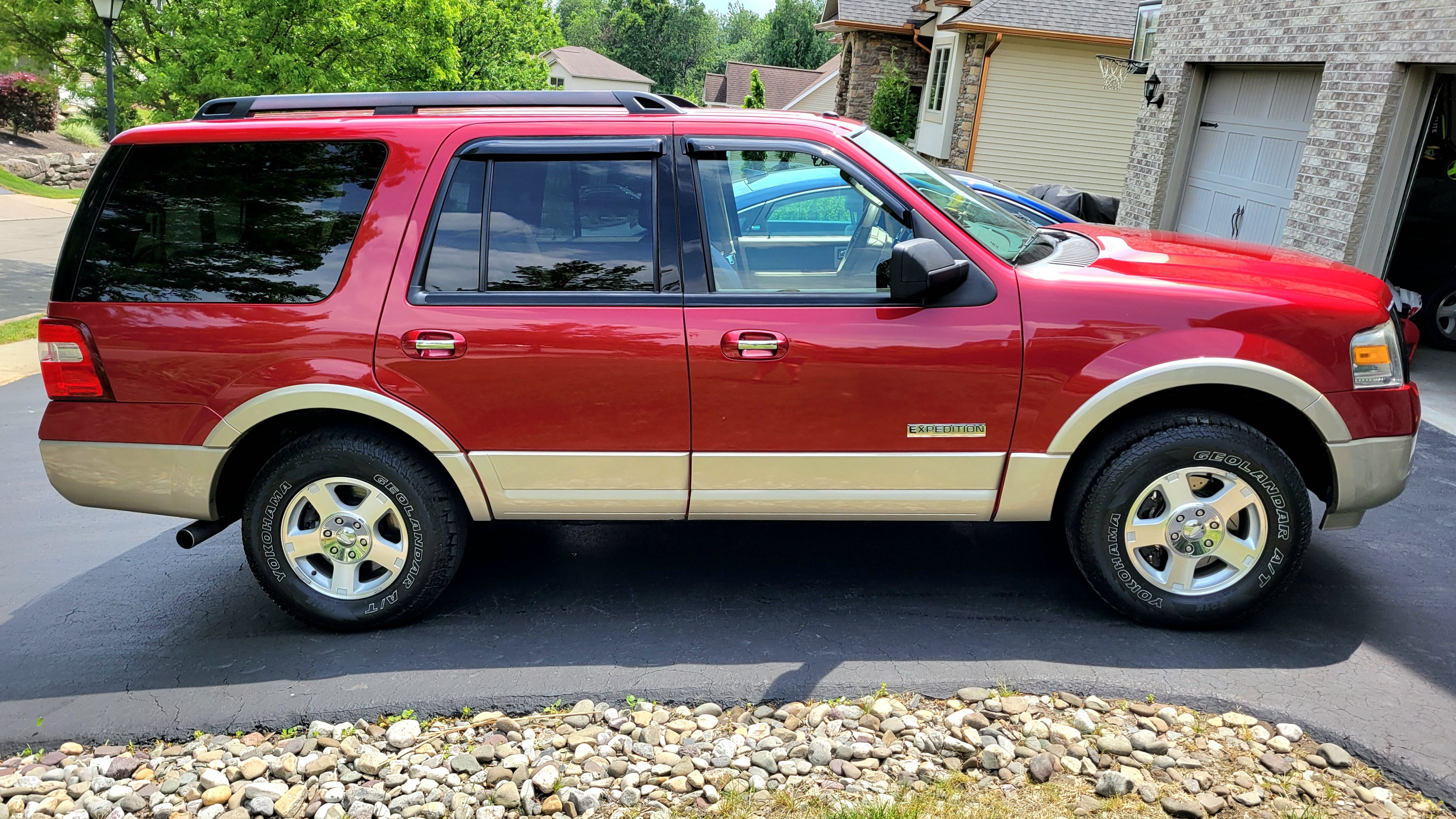 Used 2008 Ford Expedition Eddie Bauer AWD/4WD image 4