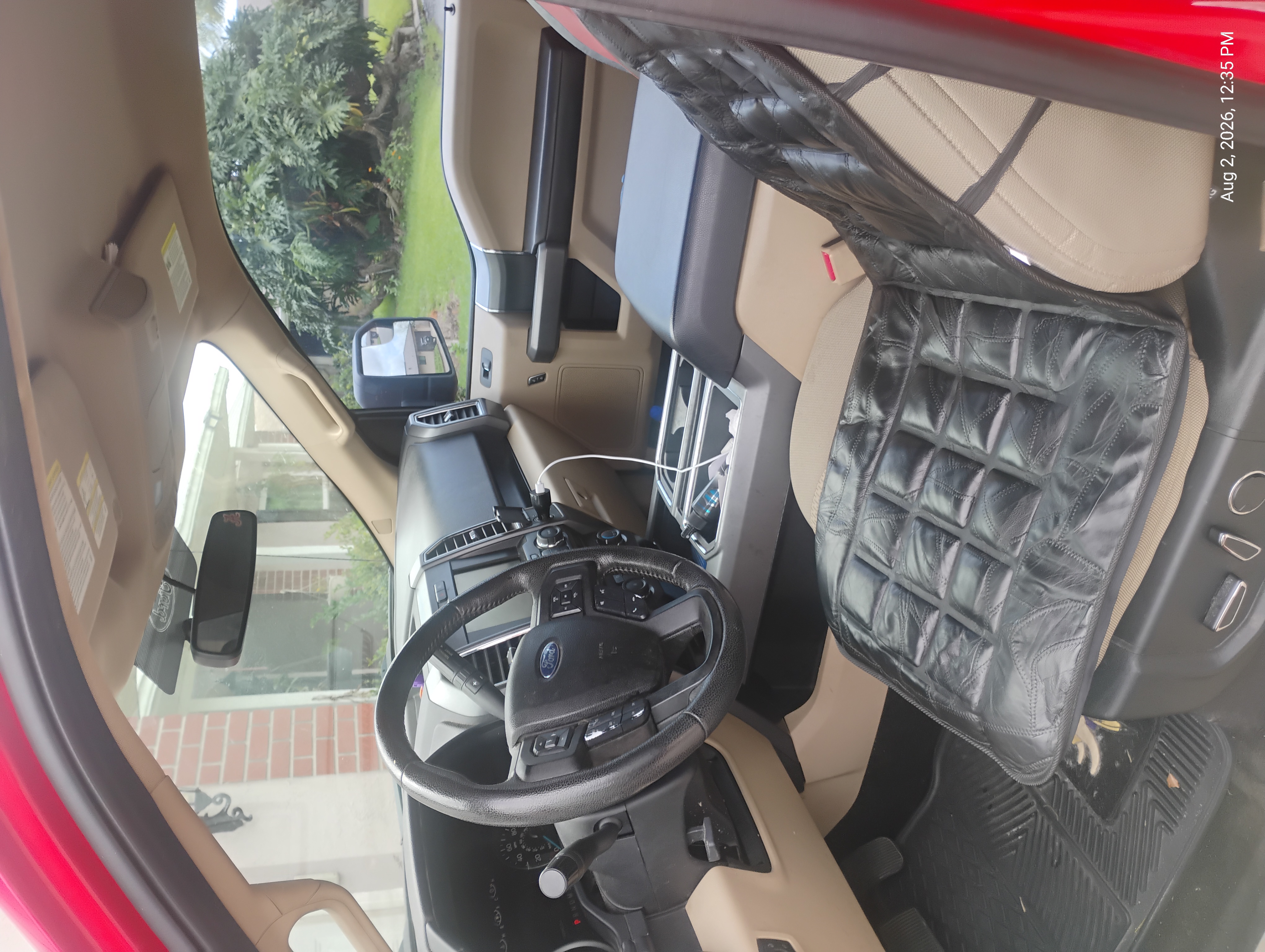 Used 2015 Ford F150 XLT w/ Equipment Group 302A Luxury AWD/4WD image 8
