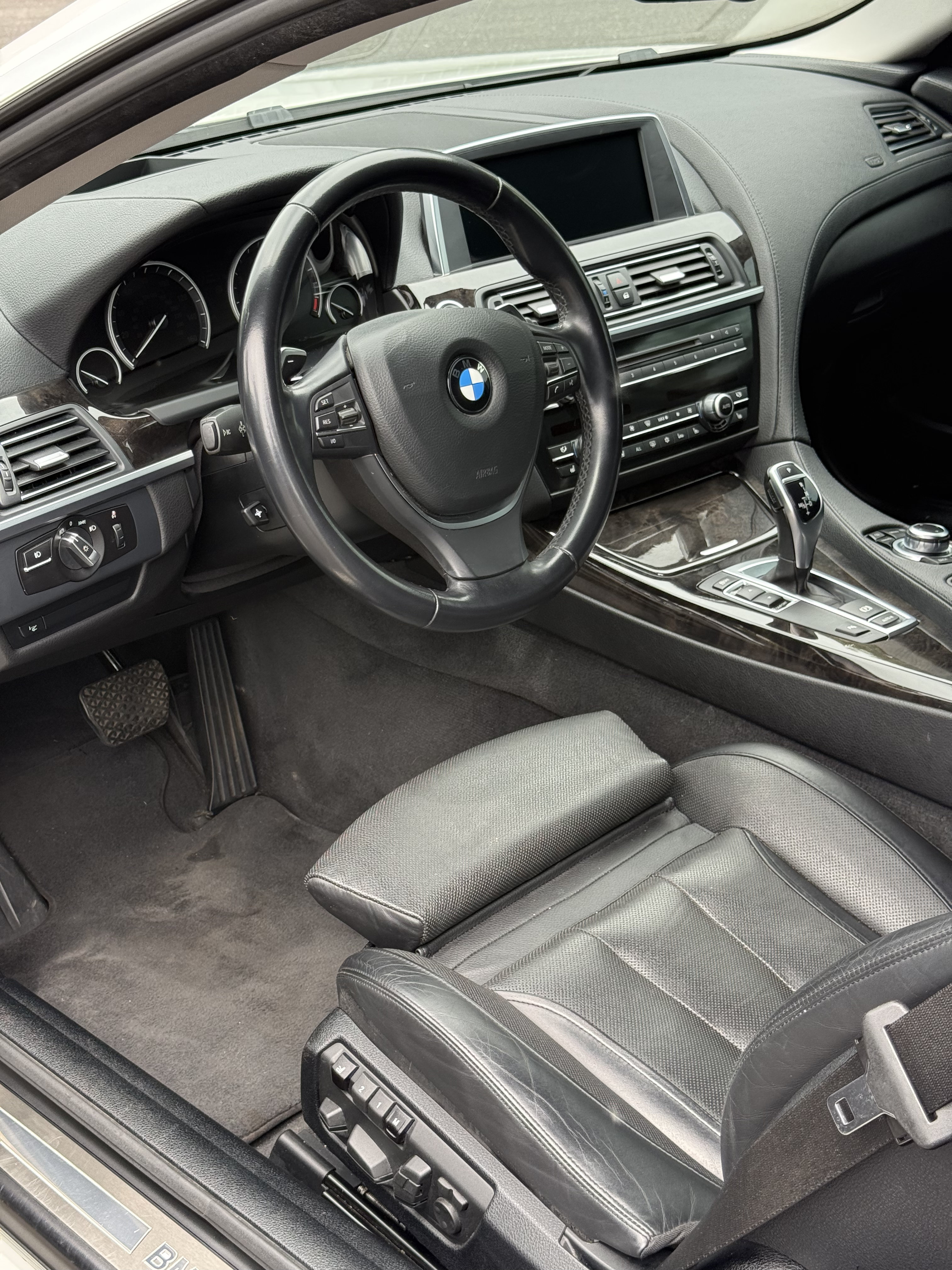 Used 2012 BMW 650i Coupe RWD image 25