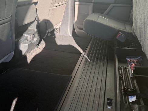 Used 2018 Ford F250 XLT w/ XLT Value Package image 13