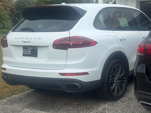 Used 2016 Porsche Cayenne image 4