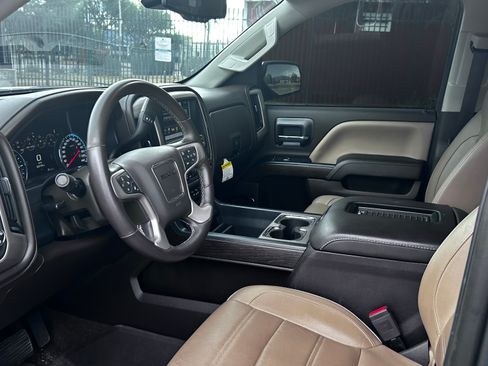 Used 2018 GMC Sierra 1500 Denali AWD/4WD image 13