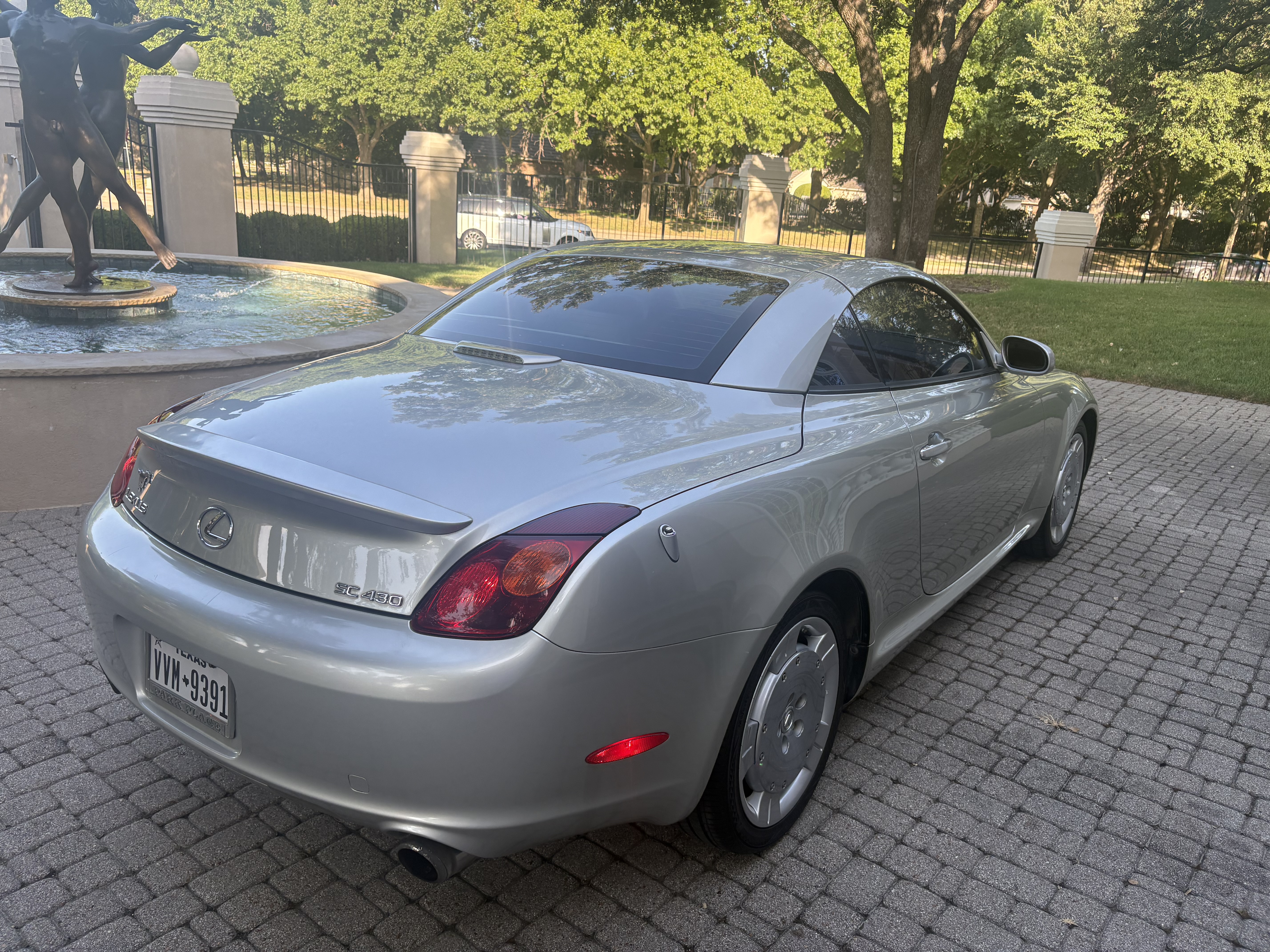 Used 2002 Lexus SC 430 Convertible RWD image 8
