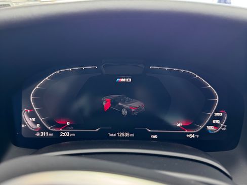 Used 2022 BMW M8 Competition w/ M Carbon Exterior Package image 19