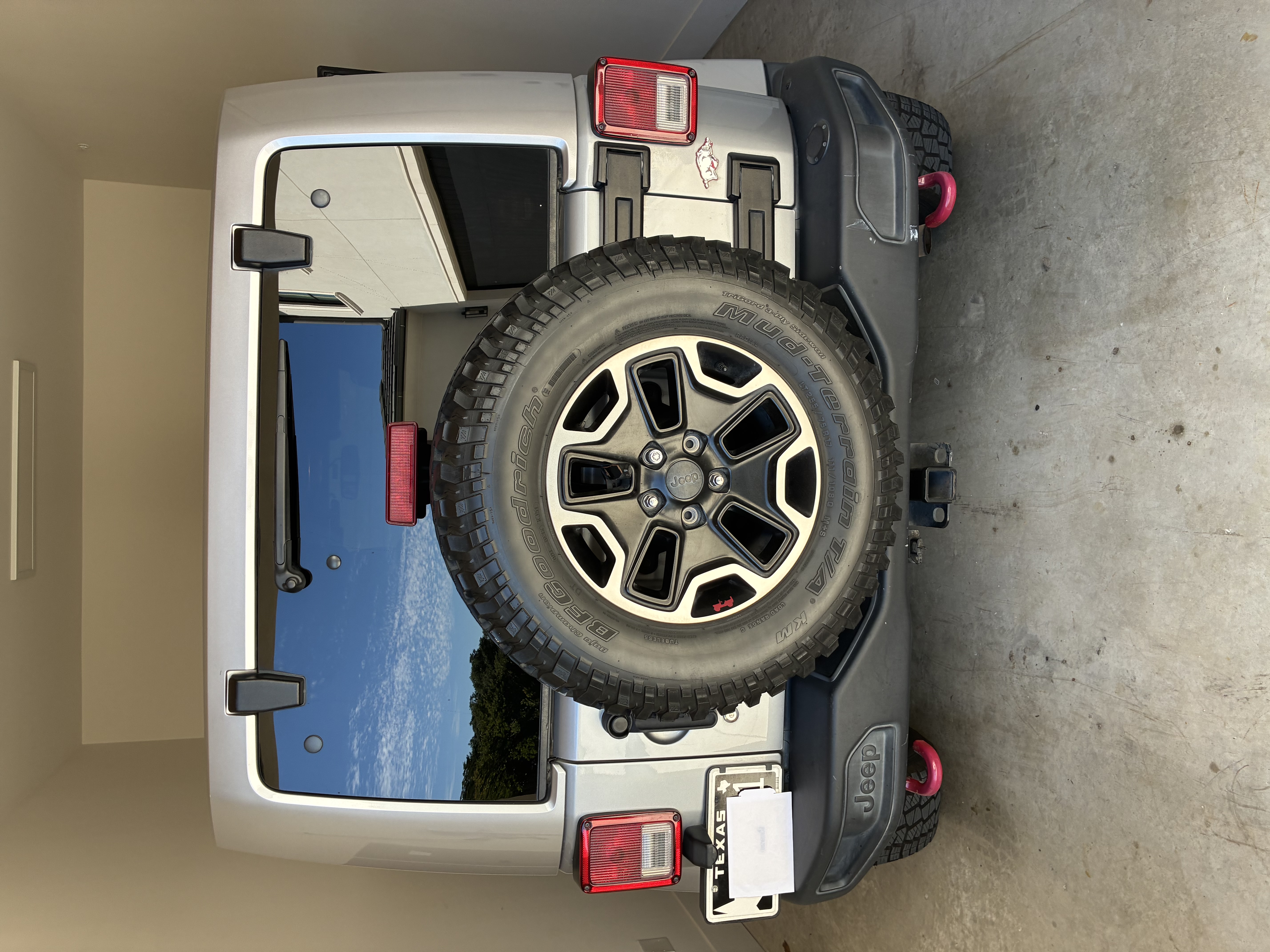 Used 2015 Jeep Wrangler Unlimited Rubicon AWD/4WD image 9