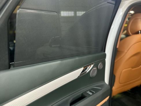 Used 2025 Genesis GV80 2.5T Advanced image 17