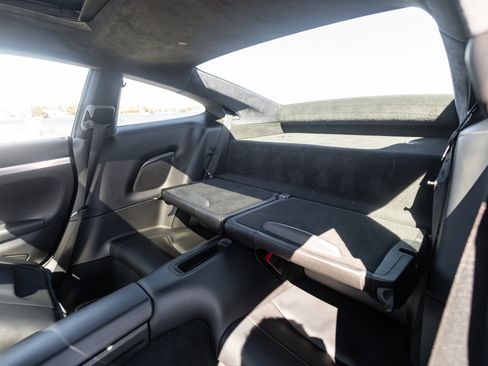 Used 2015 Porsche 911 Carrera 4S image 23