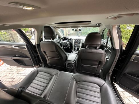 Used 2014 Ford Fusion SE w/ Equipment Group 502A FWD image 23
