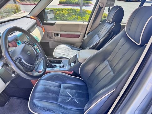 Used 2008 Land Rover Range Rover HSE image 1