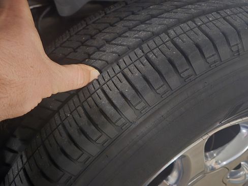 Used 2002 GMC Sierra 1500 Denali image 15