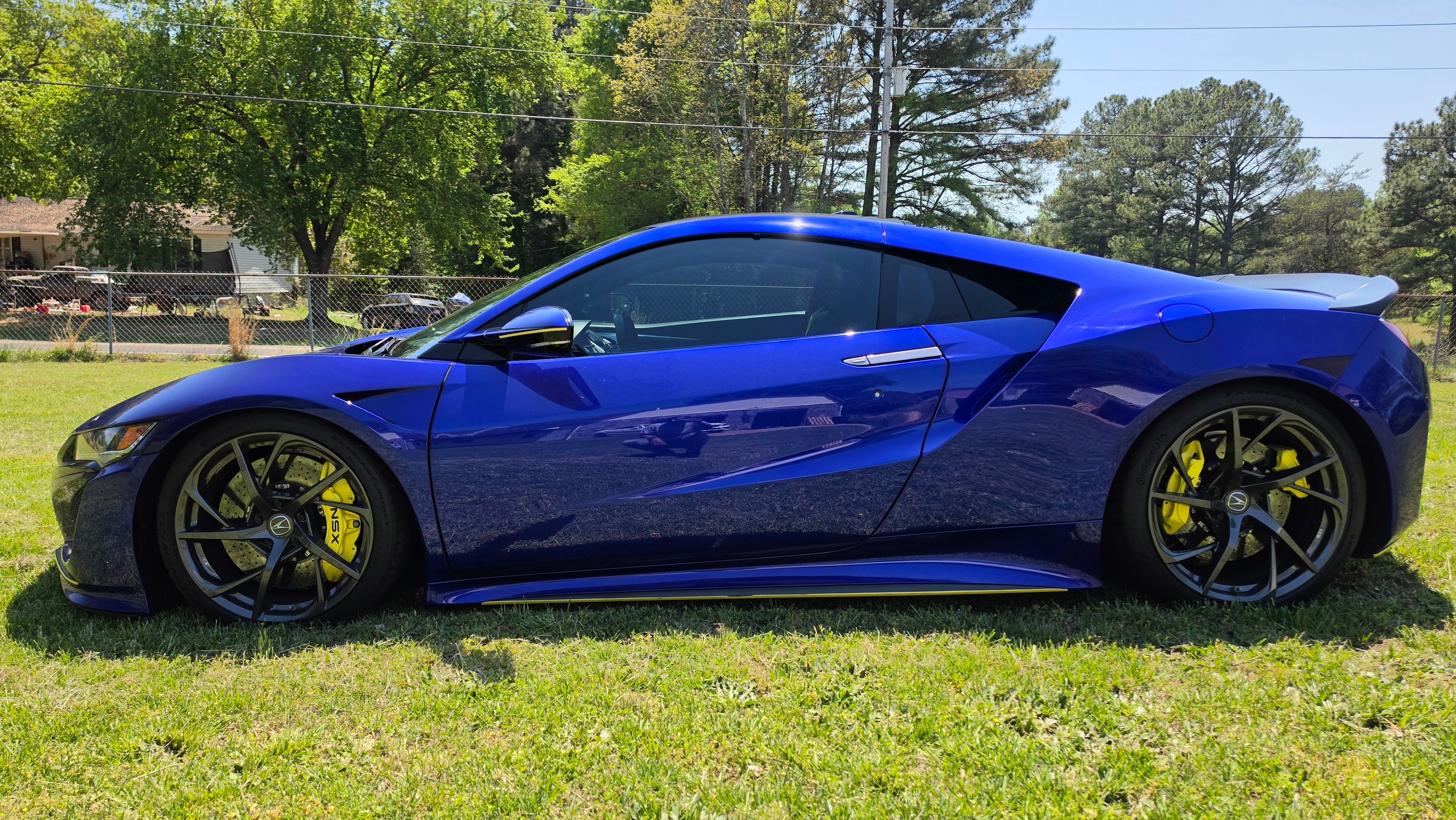 Used 2017 Acura NSX AWD/4WD image 5