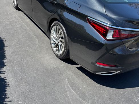 Used 2019 Lexus ES 350 image 4