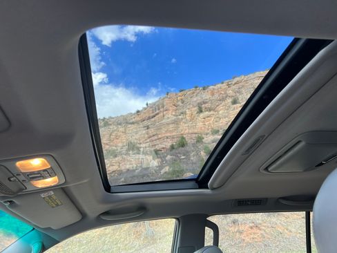 Used 2005 Lexus GX 470 image 16