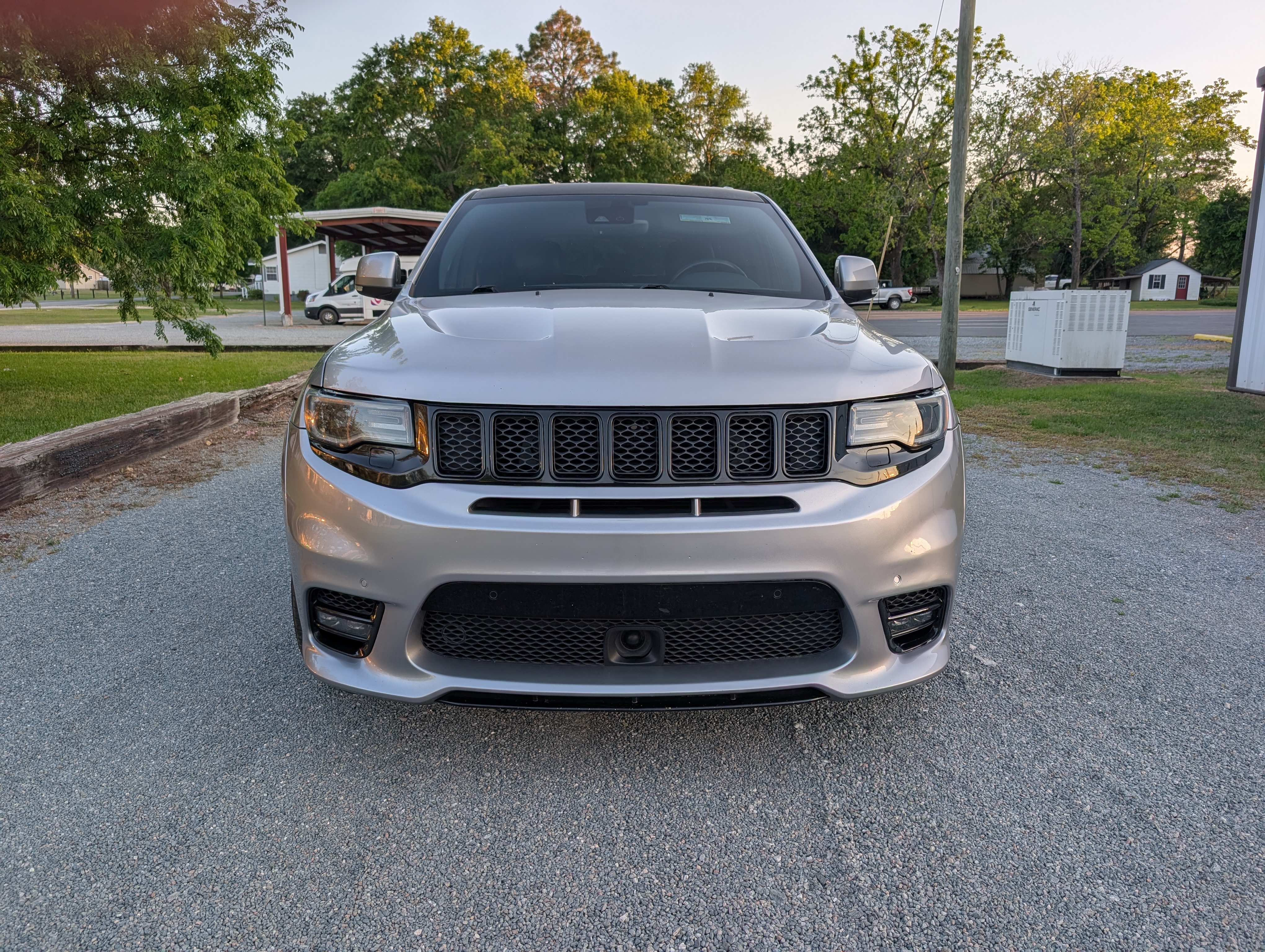 Used 2018 Jeep Grand Cherokee SRT AWD/4WD image 2