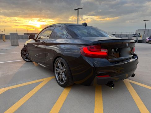 Used 2014 BMW M235i Coupe image 5