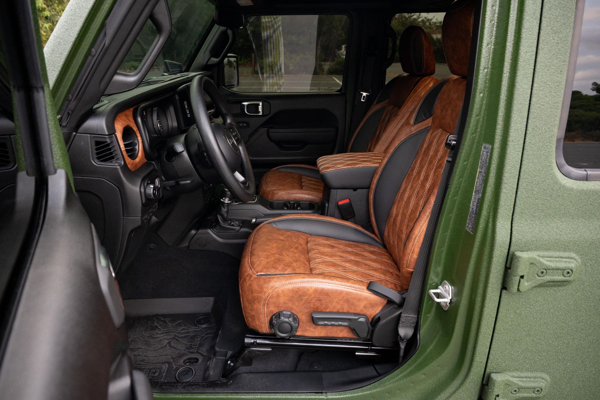 Used 2026 Jeep Wrangler Unlimited Sport AWD/4WD image 17
