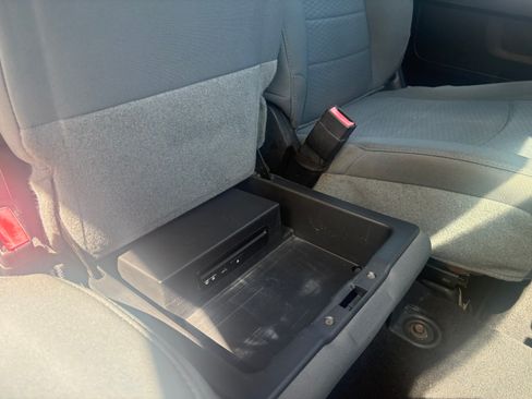 Used 2013 RAM 1500 Express image 12