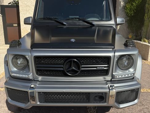 Used 2017 Mercedes-Benz G 63 AMG 4MATIC image 2