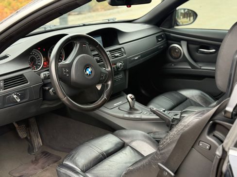 Used 2011 BMW M3 Convertible image 12