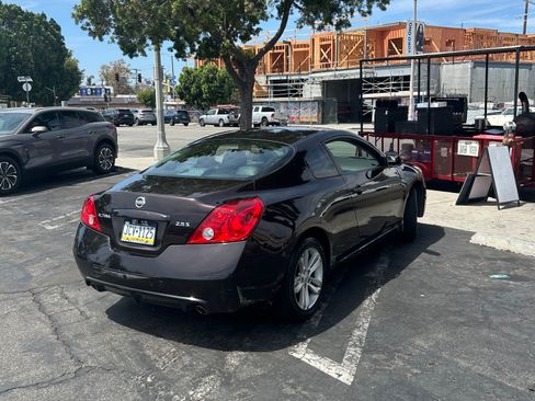 Used 2012 Nissan Altima 2.5 S w/ Convenience Pkg FWD image 6