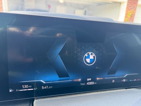 Used 2024 BMW X5 sDrive40i w/ Executive Package RWD image 8