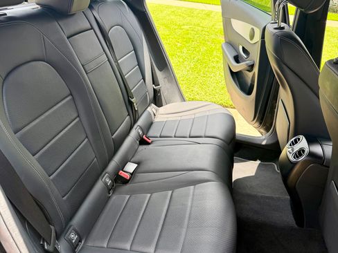 Used 2021 Mercedes-Benz GLC 300 image 13