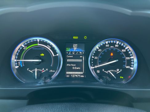 Used 2015 Toyota Highlander Limited image 17