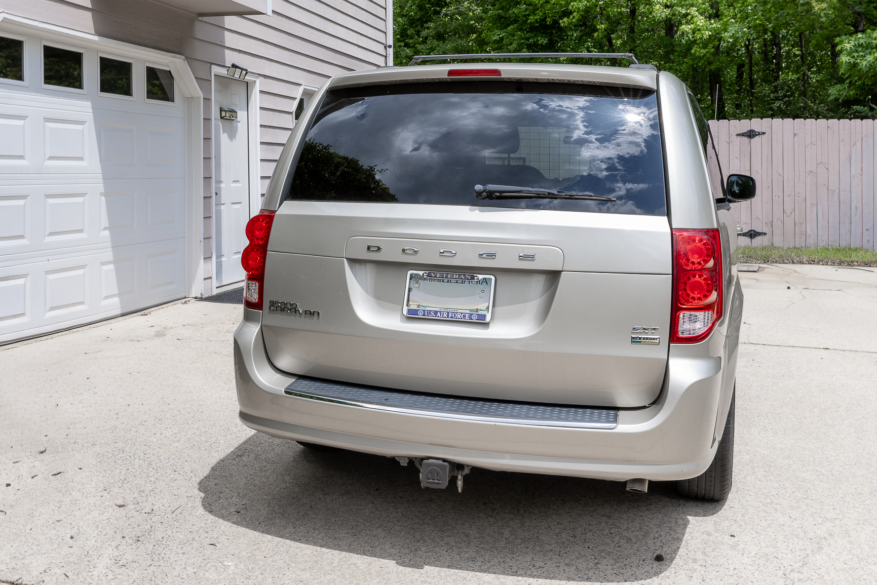 Used 2014 Dodge Grand Caravan SXT FWD image 12
