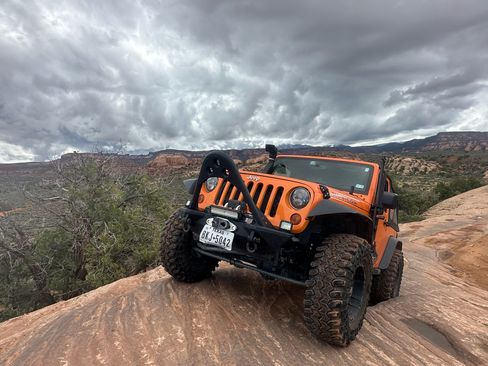 Used 2013 Jeep Wrangler Rubicon w/ PWR Convenience Group AWD/4WD image 19