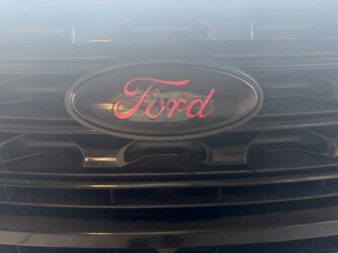 Used 2016 Ford Explorer Sport w/ Equipment Group 401A AWD/4WD image 6