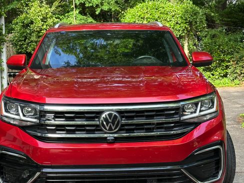 Used 2022 Volkswagen Atlas Cross Sport SEL Premium R-Line AWD/4WD image 1