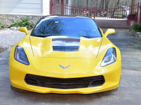 Used 2014 Chevrolet Corvette Stingray Coupe w/ 2LT Preferred Equipment Group image 4