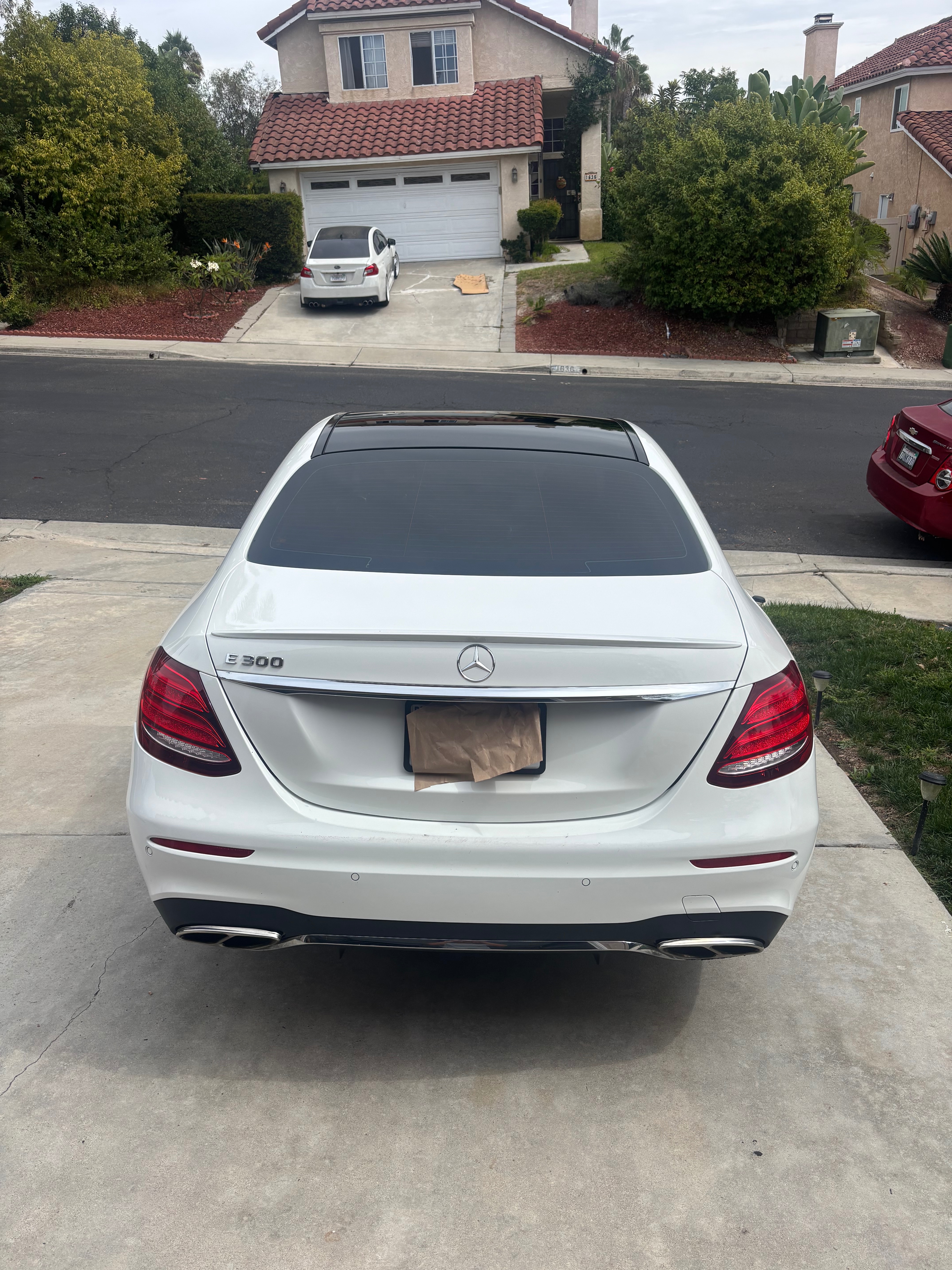 Used 2019 Mercedes-Benz E 300 image 4