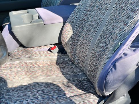 Used 2013 Ford F150 XLT w/ Luxury Equipment Group image 8