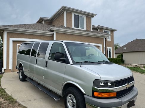 Used 2012 Chevrolet Express 3500 LT w/ LT Preferred Equipment Group RWD image 2